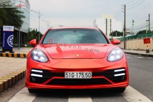Porsche Panamera 4S